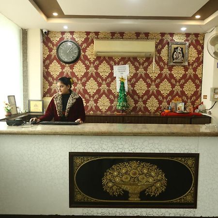 24 Hotel & Resort 阿格拉 外观 照片