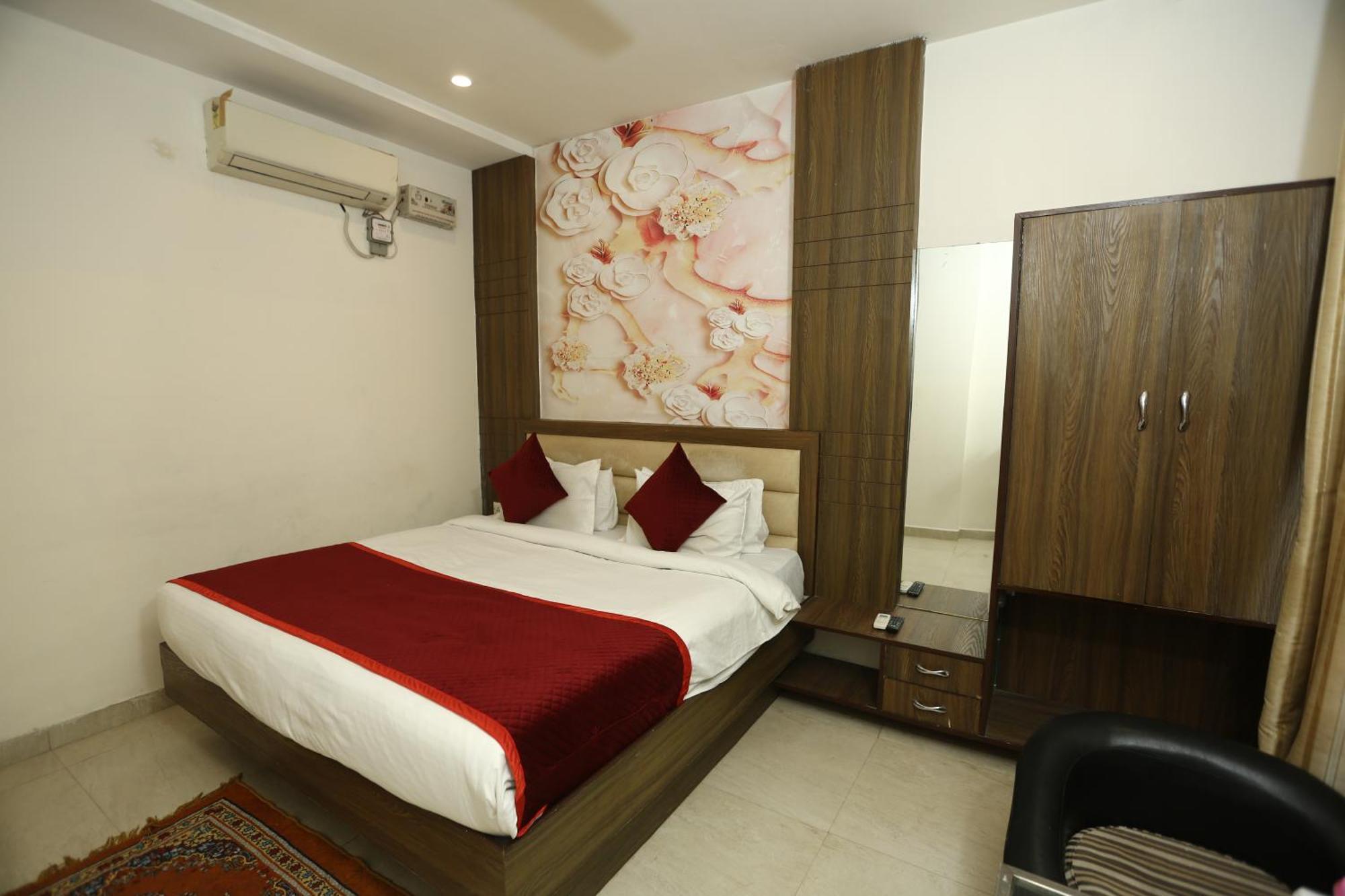 24 Hotel & Resort 阿格拉 外观 照片