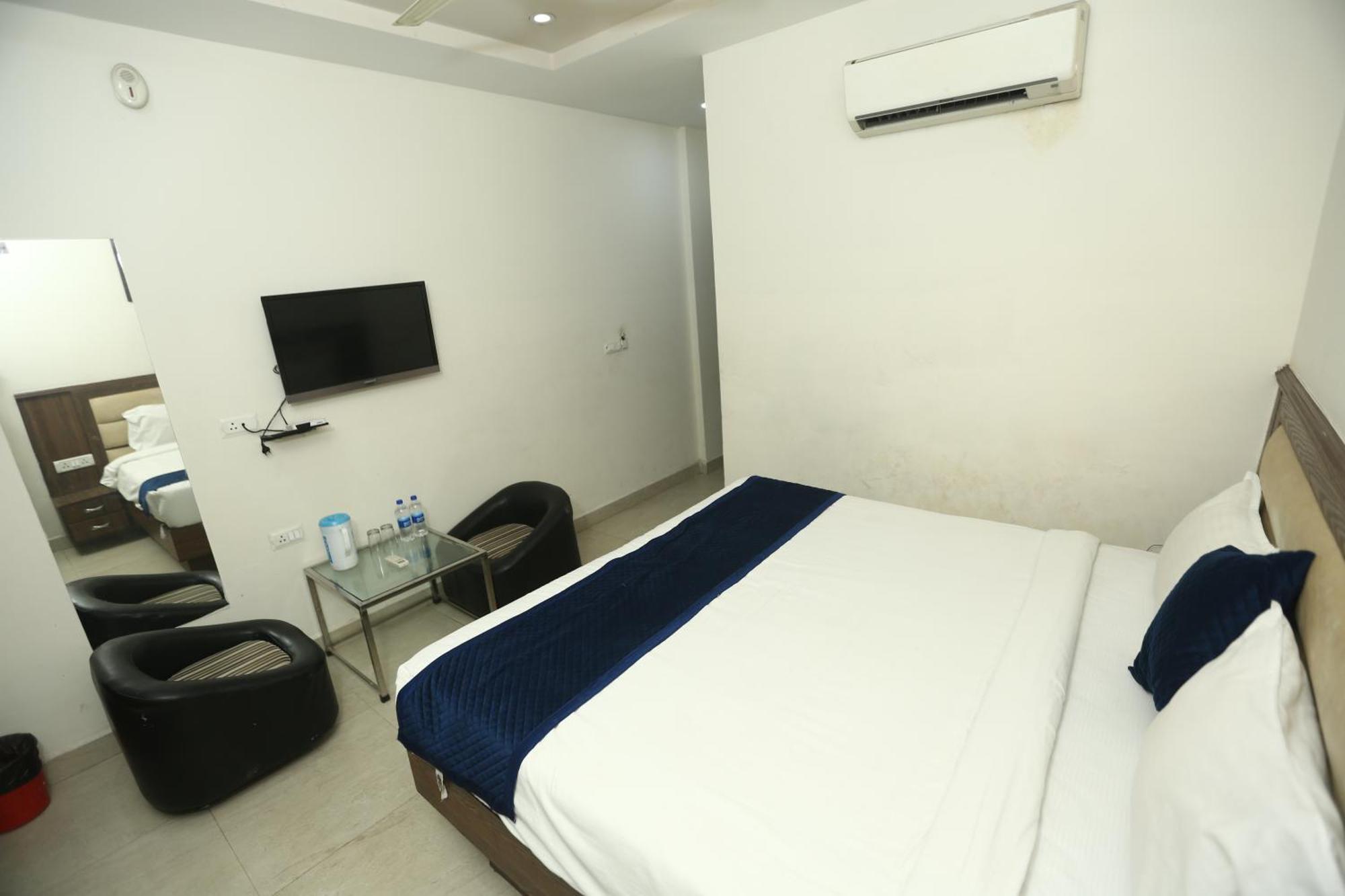 24 Hotel & Resort 阿格拉 外观 照片